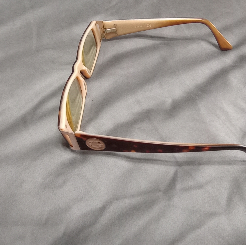 Guess Rx Sunglasses - Picture 3 of 4